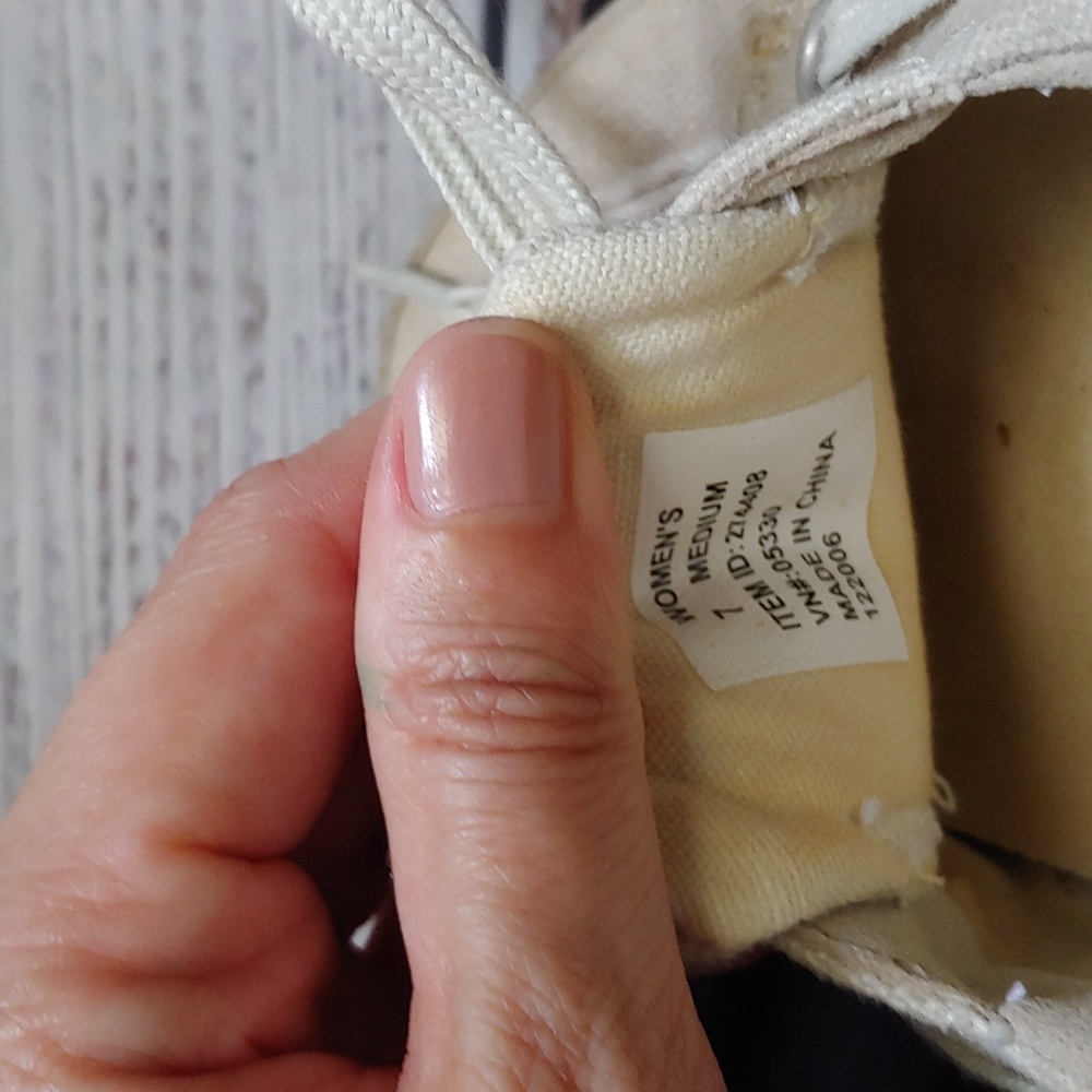 L.L. BEAN CANVAS DECK SHOES - Picture 9 of 9